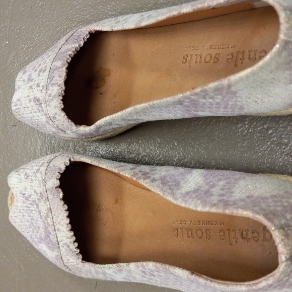 Gentle Souls by Kenneth Cole Cream& Lavender with Silver Shimmer Open Toe Wedges - Picture 6 of 13